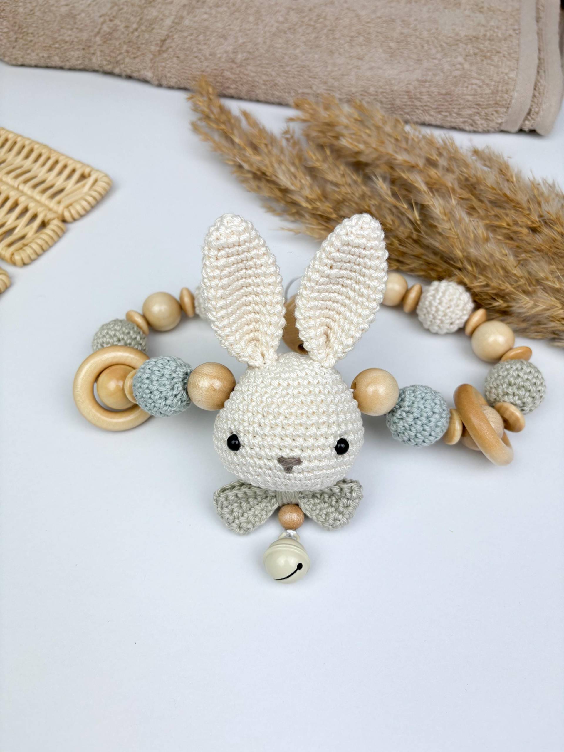 Kinderwagenkette - Gehäkelt Creme/Leine Kinderwagenkette - Gehäkelt Creme/Leine von Sooneshandmadestore