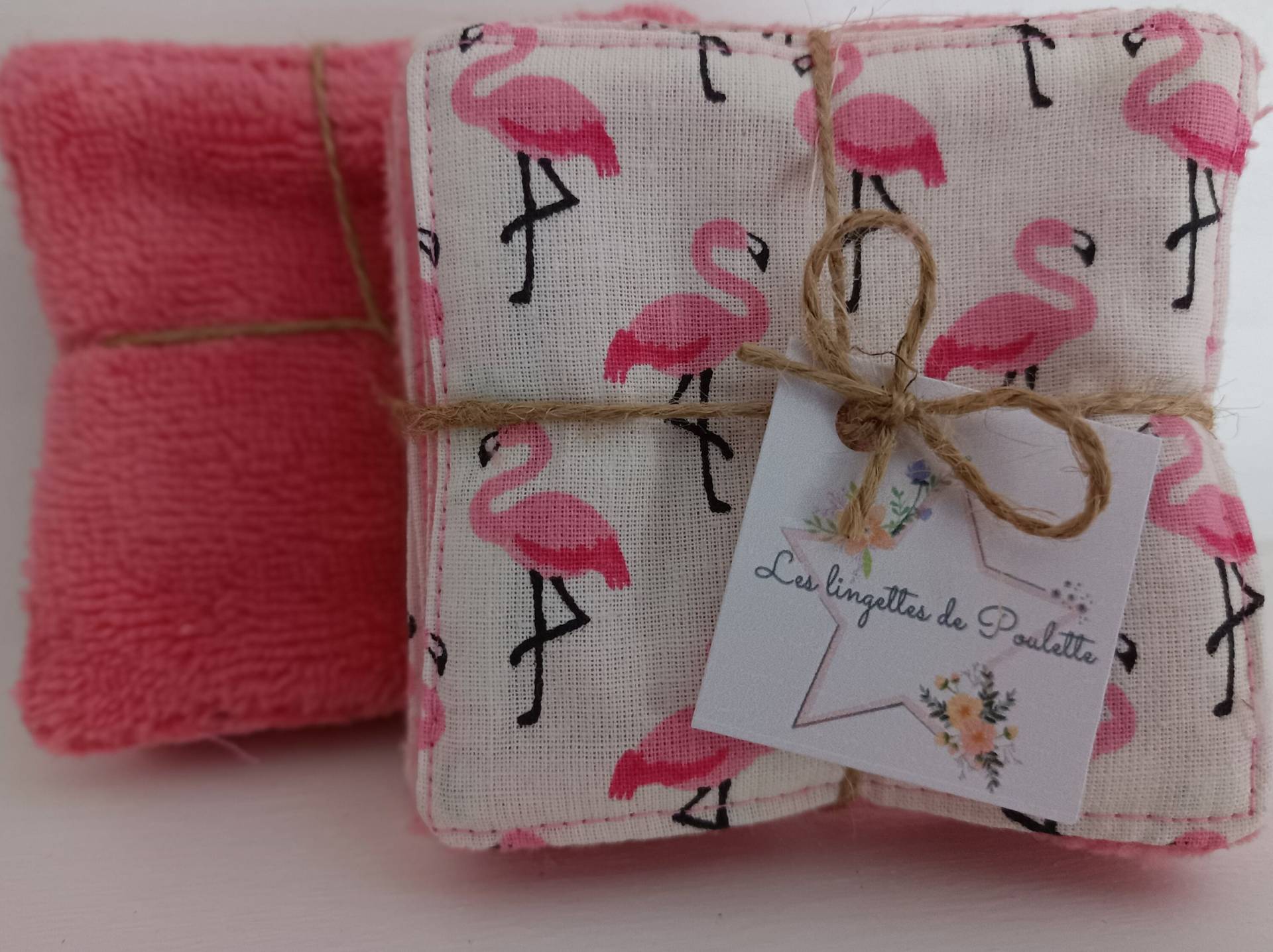 Rosa Flamingo-Make-Up-Entferner Tücher Aus Baumwolle Und Bambusschwamm Rosa Flamingo-Make-Up-Entferner Tücher Aus Baumwolle Und Bambusschwamm von Souricettecouture