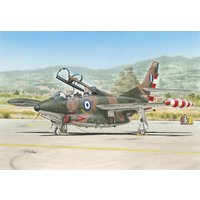 T-2 Buckeye Camouflaged Trainer von Special Hobby