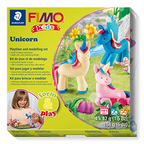 STAEDTLER 8304 19 LZ03 FIMO Kids Form&Play Playtime & Modeling Polymer Clay Set - "Unicorn" (Packung mit 4 Blöcken, Stickern, Modellierwerkzeugen & Hintergrundszene) von Staedtler