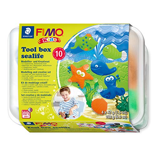 STAEDTLER FIMO kids tool box „sealife”, 10-teilige Werkzeugbox mit kindgerechten Werkzeugen und ofenhärtender Modelliermasse, 8039 01 von Staedtler