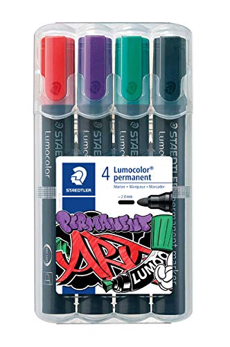 STAEDTLER permanent Marker Lumocolor, Linienbreite 2,00 mm, lichtbeständig, schnelltrocknend, geruchsarm, lange Lebensdauer, 4 permanent Marker in aufstellbarer STAEDTLER Box, 352 WP4-1 von Staedtler