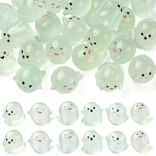 Stiesy 30 Stück 3D Glow Ghost Harz Schleim Charms Dekor 6 Stile Leuchtende klare Ornamente Figuren für Halloween Fenster Display Gothic Schreibtisch Dekor Anime Sammler Reaktives Partyzubehör von Stiesy