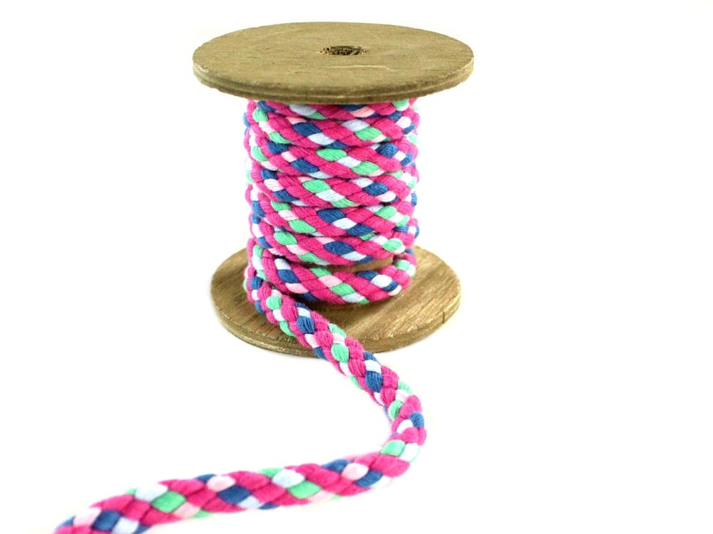 Baumwollkordel geflochten 8 mm, rosa multicolor Baumwollkordel geflochten 8 mm, rosa multicolor von Stoffe Hemmers