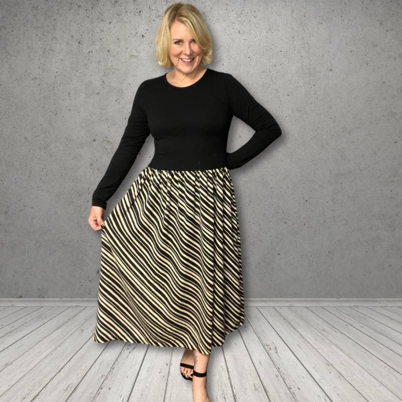 E-Book Erbsünde Kleid Suzana Damen E-Book Erbsünde Kleid Suzana Damen von Stoffe Hemmers