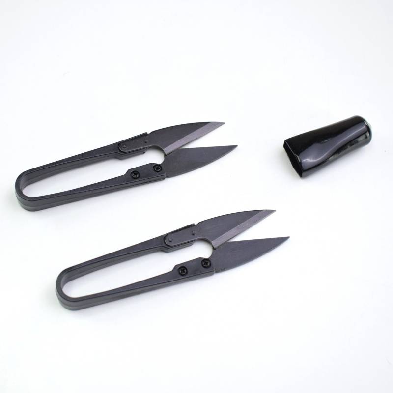 Fadenschere 2-er Set mit Schutzkappe von Stoffe Hemmers