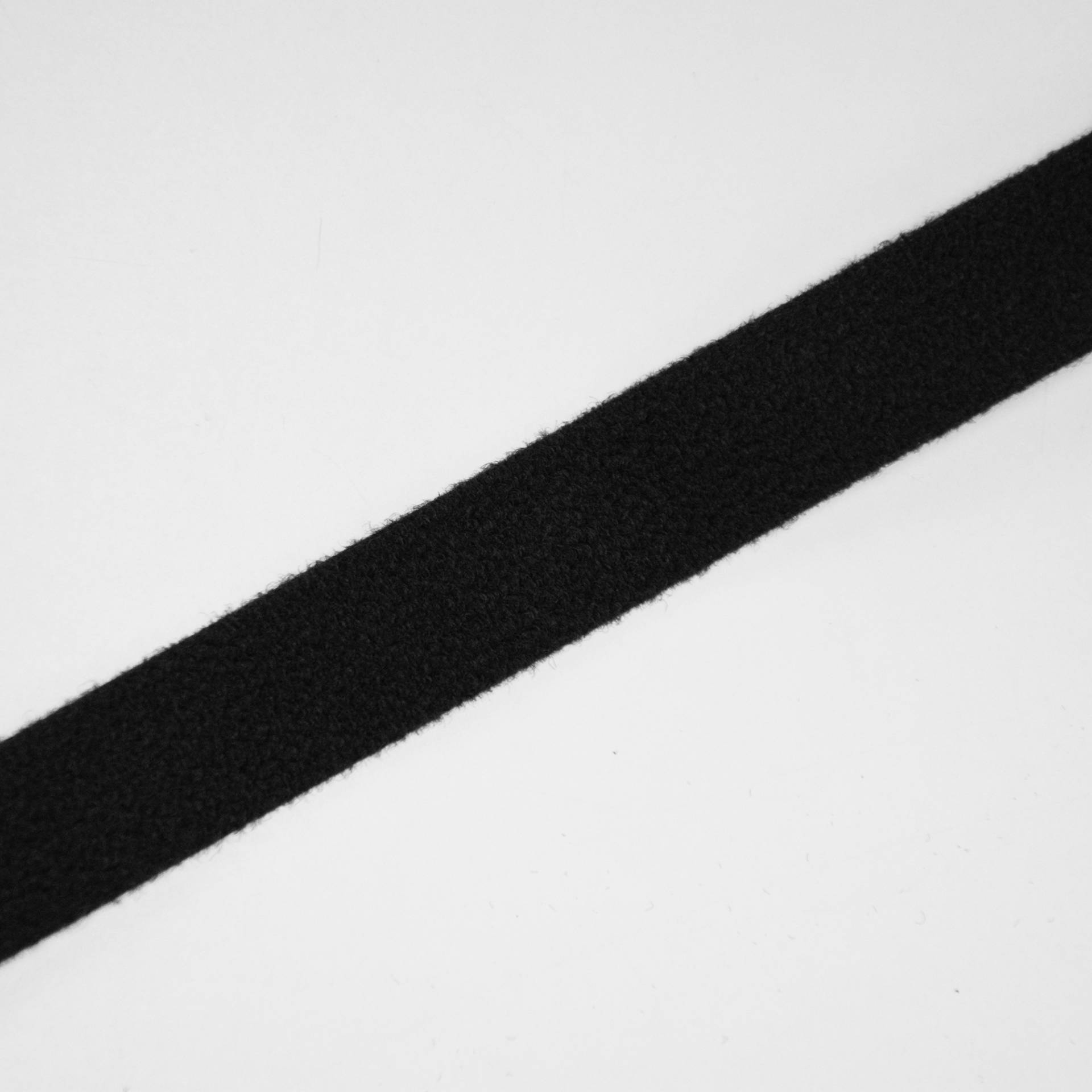 Flauschband schwarz Flauschband schwarz von Stoffe Hemmers