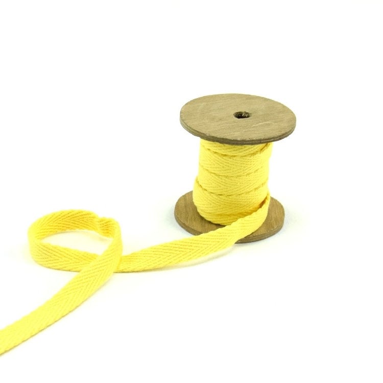 Hoodieband 15 mm, gelb Hoodieband 15 mm, gelb von Stoffe Hemmers