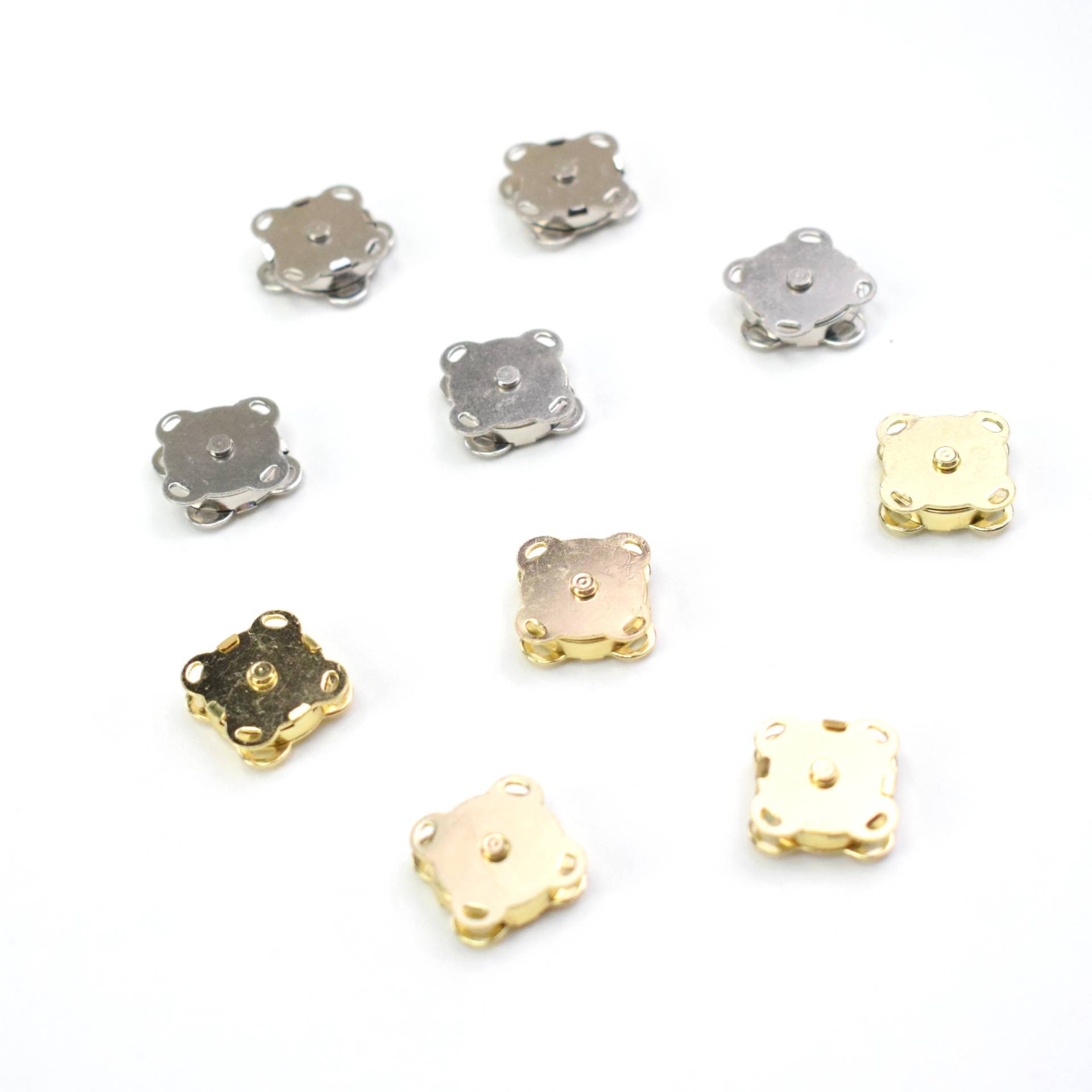Magnetverschluss-Set 10 Stück, gold- und silberfarbig Magnetverschluss-Set 10 Stück, gold- und silberfarbig von Stoffe Hemmers