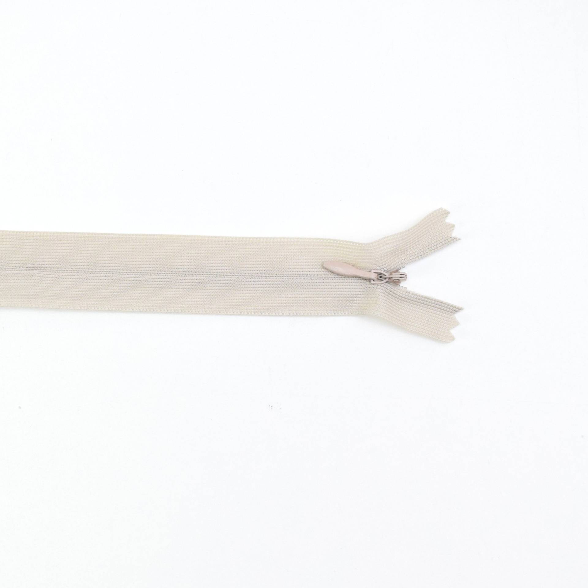 Reißverschluss nahtverdeckt 60 cm, sand von Stoffe Hemmers