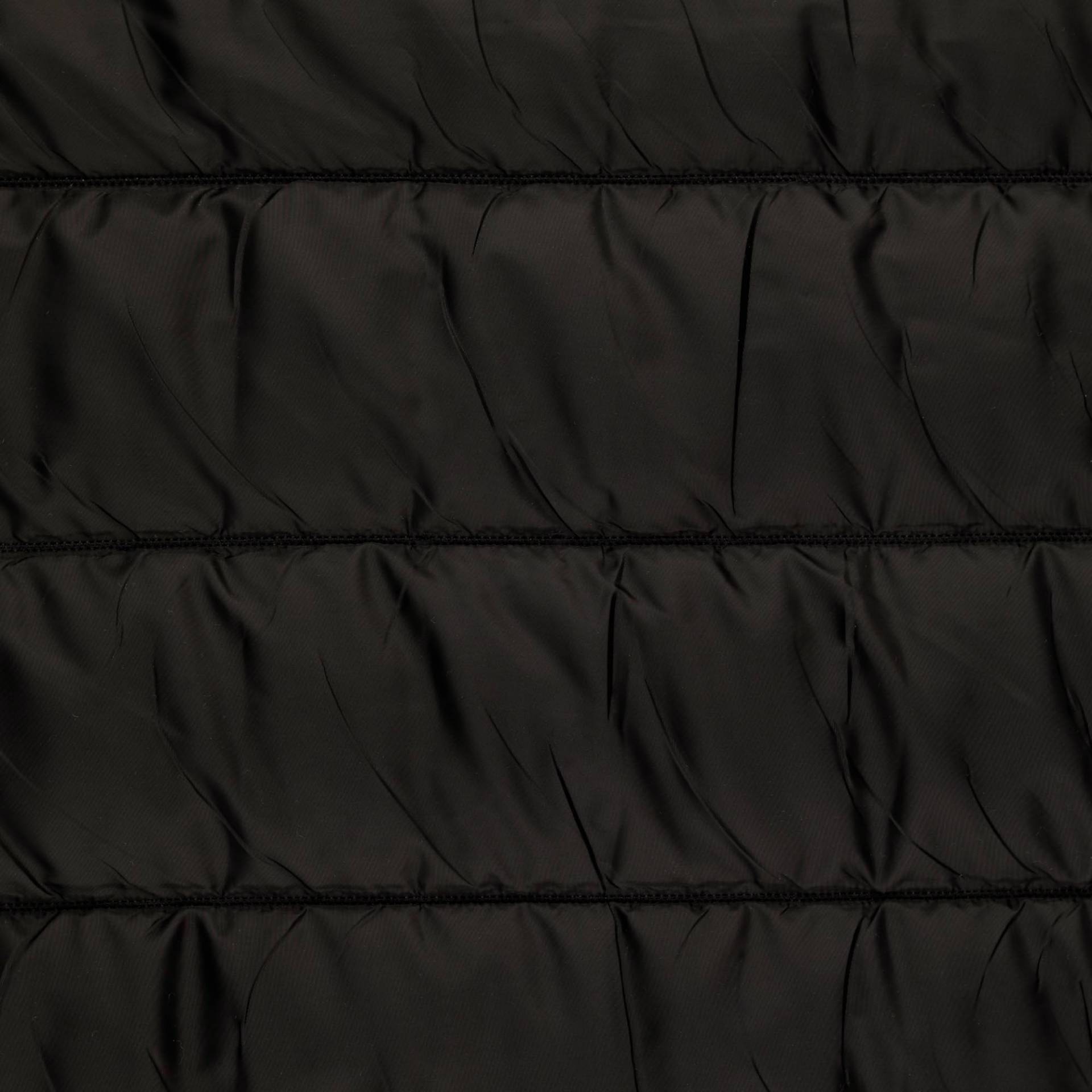 Steppstoff Stripes, schwarz Steppstoff Stripes, schwarz von Stoffe Hemmers