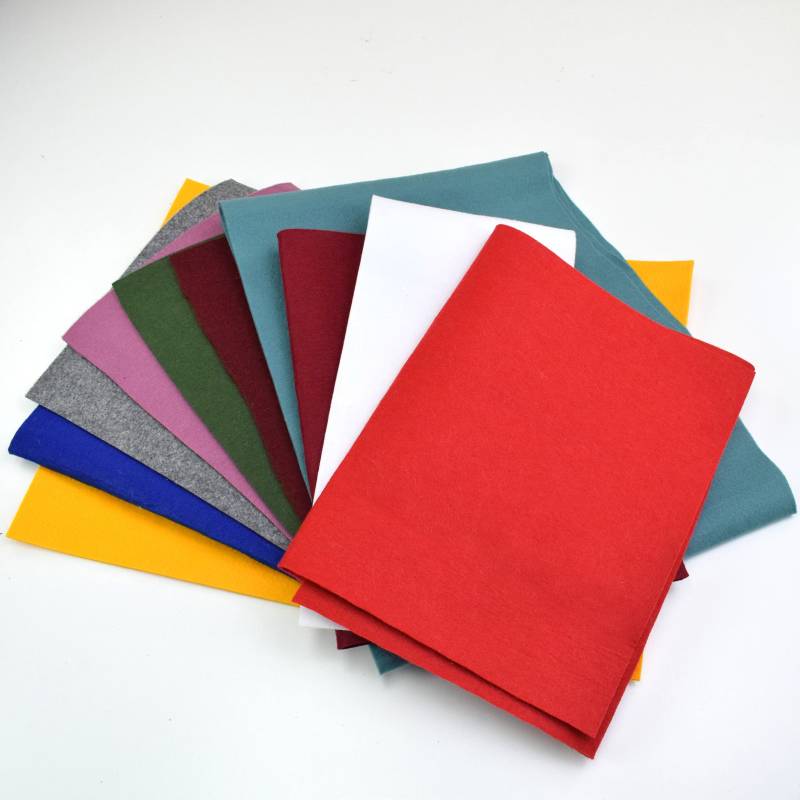 Stoffrestepaket 1 Kilo - Filzstoffe Stoffrestepaket 1 Kilo - Filzstoffe von Stoffe Hemmers