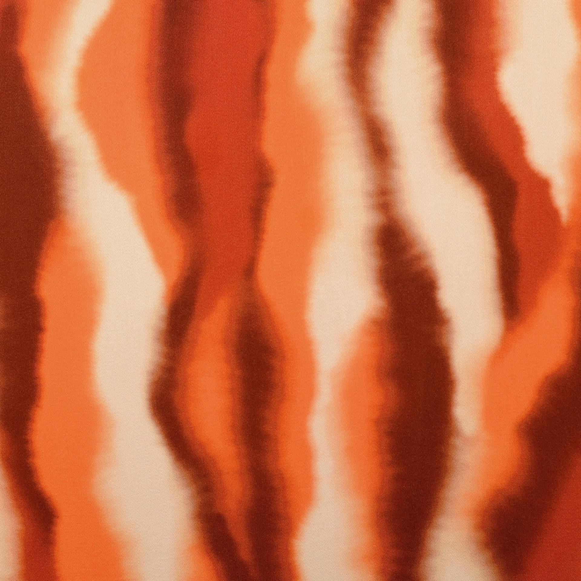 Viskose Satin Batik Stripes, orange Viskose Satin Batik Stripes, orange von Stoffe Hemmers