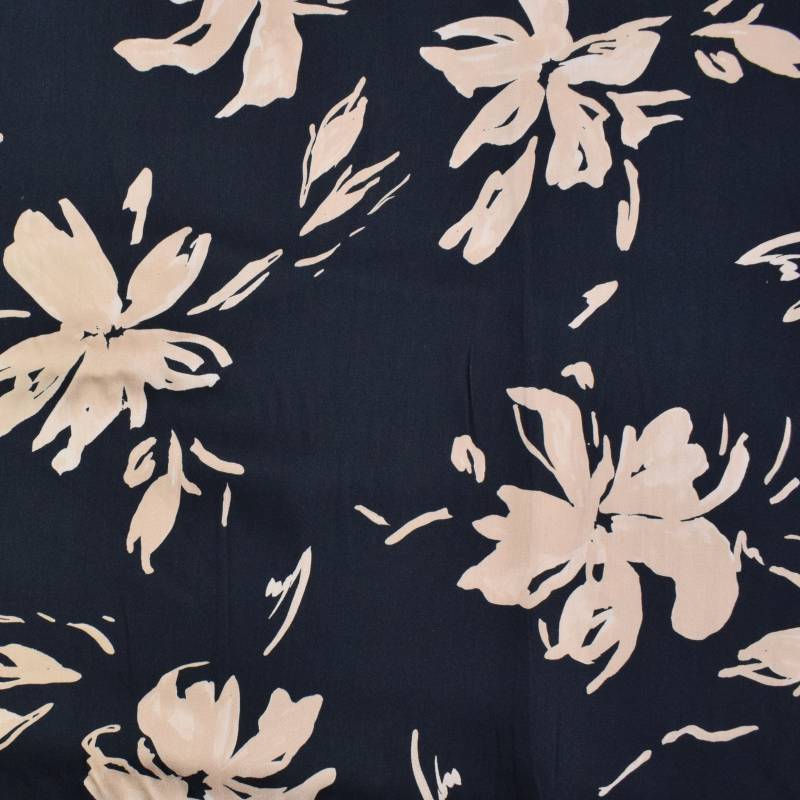 Viskose Satin Flowers, beige Viskose Satin Flowers, beige von Stoffe Hemmers