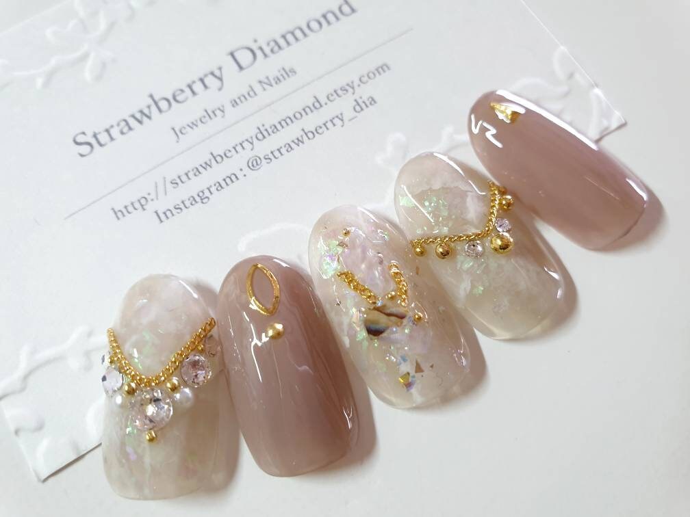 Der Preis Ist Für 10€ Pro Stück Der Preis Ist Für 10€ Pro Stück von Strawberrydiamond