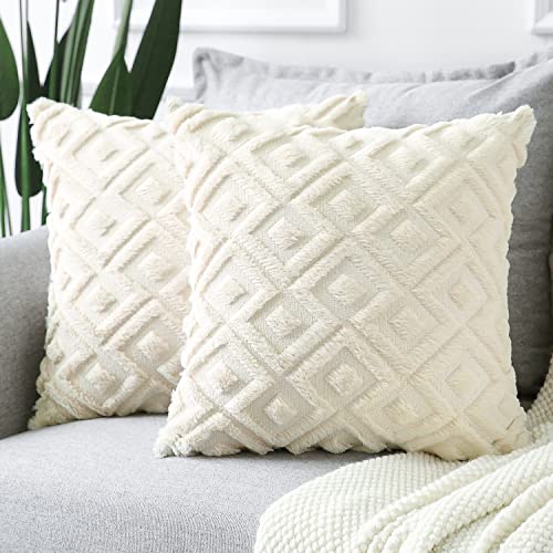 Sungeek 2er Set Sanft Plüsch Kurze Wolle Samt Kissenbezüge, Dekorativ Boho Zierkissenbezüge Luxus Kissenbezug Zuhause Deko Kissenhülle für Sofa Couch Schlafzimmer Wohnzimmer (Creme Beige, 40x40cm) von Sungeek