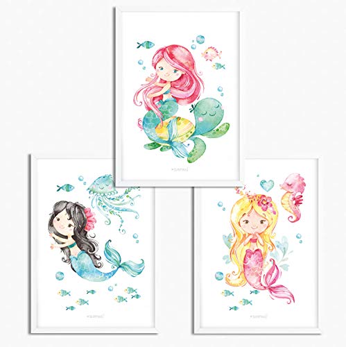 Sunnywall® 3er Set Meerjungfrau Meereswelt Poster Kinderzimmer - A4 Bilder Babyzimmer Kinderposter | OHNE Bilderrahmen | - Deko Mädchen Junge (Meerjungfrauen Meereswelt, A4 (21 cm x 29,7 cm)) von Sunnywall
