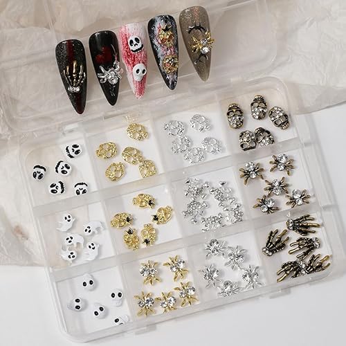 Schädel Nagel Kunst Charms, 12 Raster Metall Halloween Nail Charms, 3D Kreuz Totenkopf Nagel Schmuck, Retro Legierung Nail Art Dekorationen für DIY Halloween Party Supply (D) von Suxgumoe