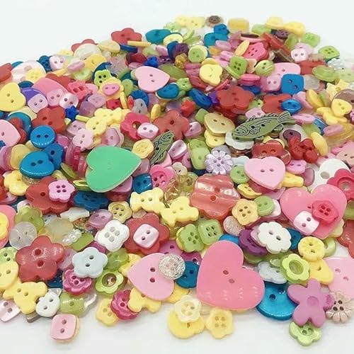 50 g Knöpfe in verschiedenen Größen und Farben zum Nähen, Scrapbooking und Basteln in verschiedenen Farben und Stilen – BN0613 50 g Knöpfe in verschiedenen Größen und Farben zum Nähen, Scrapbooking und Basteln in verschiedenen Farben und Stilen – BN0613 von TBSKUY