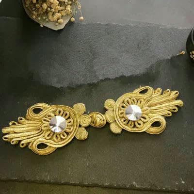 Paar gold-schwarzer chinesischer Froschverschluss-Knotenknopfverschluss für Taschen, Kleidungsstücke, Cheongsam, Tang-Anzug, Dekoration, DIY-Nähknopf-F von TBSKUY
