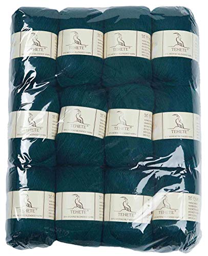 TEHETE Merinowolle 12x50g 3-lagig weiches Handstricken Häkelgarn für Pullover, Schal, Leggings, Handschuhe, Socken (12 Knäuel, Grün) von TEHETE