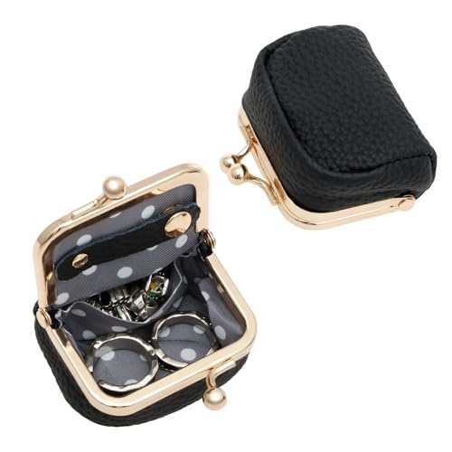 TNTGMG Kleine Schmuckschatulle aus Leder, 2 Stück, 6,5 × 5 × 3,5 cm, tragbares Reiseetui für Schmuck, Vintage-inspirierte Geldbörse mit Kussschloss für Frauen TNTGMG Kleine Schmuckschatulle aus Leder, 2 Stück, 6,5 × 5 × 3,5 cm, tragbares Reiseetui für Schmuck, Vintage-inspirierte Geldbörse mit Kussschloss für Frauen von TNTGMG