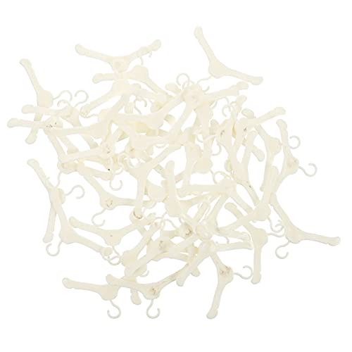 TOYANDONA 50 Stück Mini -Kleidung Kleiderständer für Puppen Minipuppenkleidung für Mädchen Ständer für Puppenkleider Mini-Kleiderbügel Dolly-Aufhänger Plastik Weiß von TOYANDONA