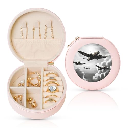 TRSGKSQP Schmuckschatulle für Damen und Mädchen, Leder, Reise-Schmuckkästchen, Weltkrieg, tragbare Schmuck-Organizer-Box mit Reißverschluss für Ohrringe, Armbänder, Ringe TRSGKSQP Schmuckschatulle für Damen und Mädchen, Leder, Reise-Schmuckkästchen, Weltkrieg, tragbare Schmuck-Organizer-Box mit Reißverschluss für Ohrringe, Armbänder, Ringe von TRSGKSQP
