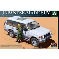 Japanese-made SUV with figure von Takom