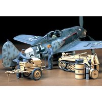 German Aircraft Power Supply Unit & Kettenkraftrad von Tamiya