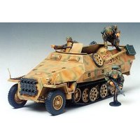 German Sd.Kfz. 251/1 Ausf. D, Personenwagen von Tamiya