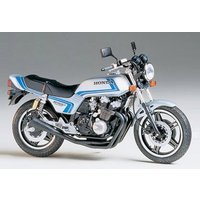 Honda CB 750F, Custom-Tuned Honda CB 750F, Custom-Tuned von Tamiya