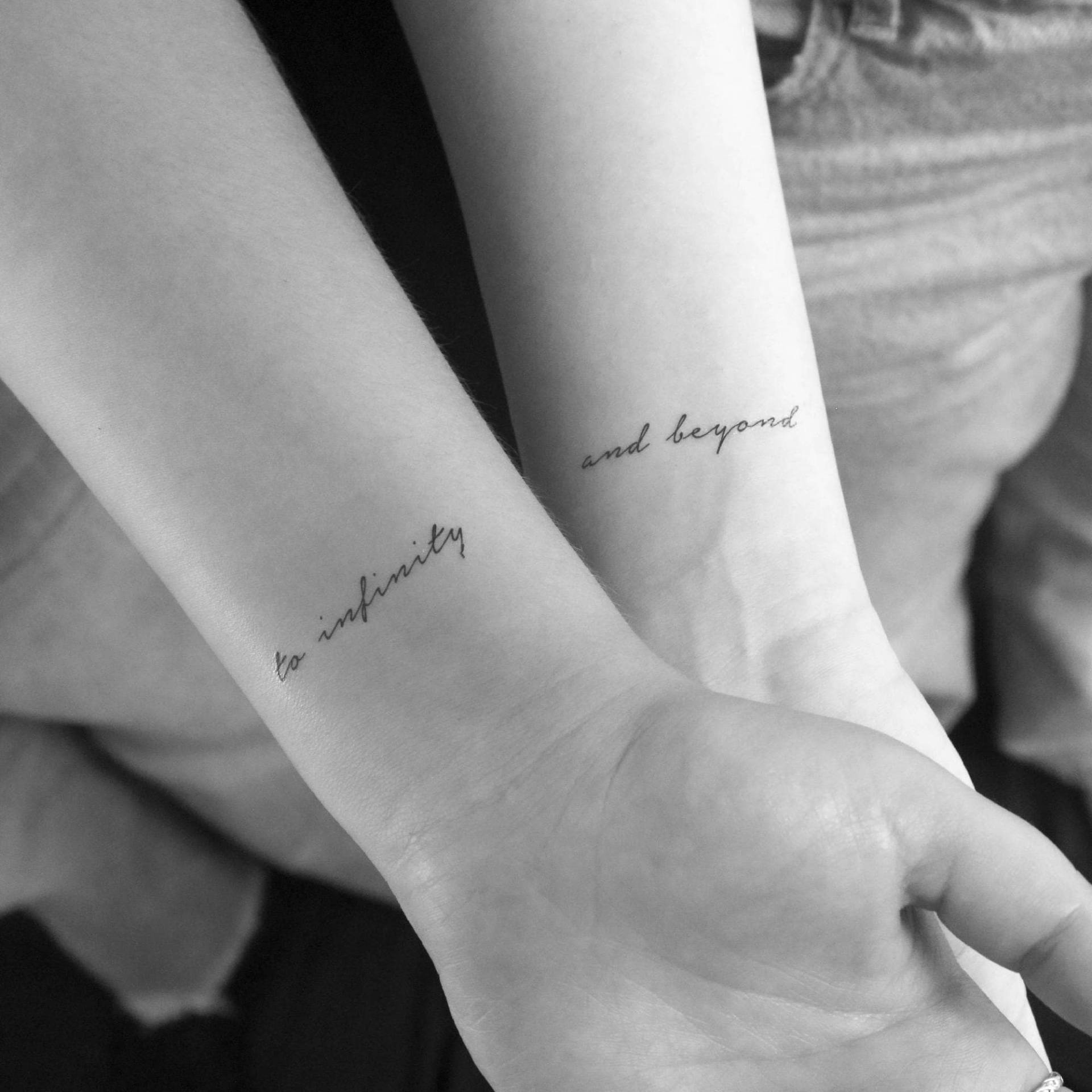 Passendes "To Infinity' + "And Beyond' Temporäres Tattoo | 3+3Er Set von Tatteco