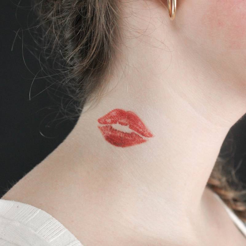 Rotes Kuss Zeichen Temporäres Tattoo | 3Er Set von Tatteco