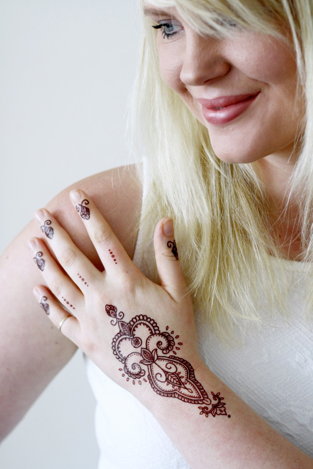 Henna Stil Temporäres Tattoo | Boho Henna-Stil Geschenk Festival Accessoire von Tattoorary