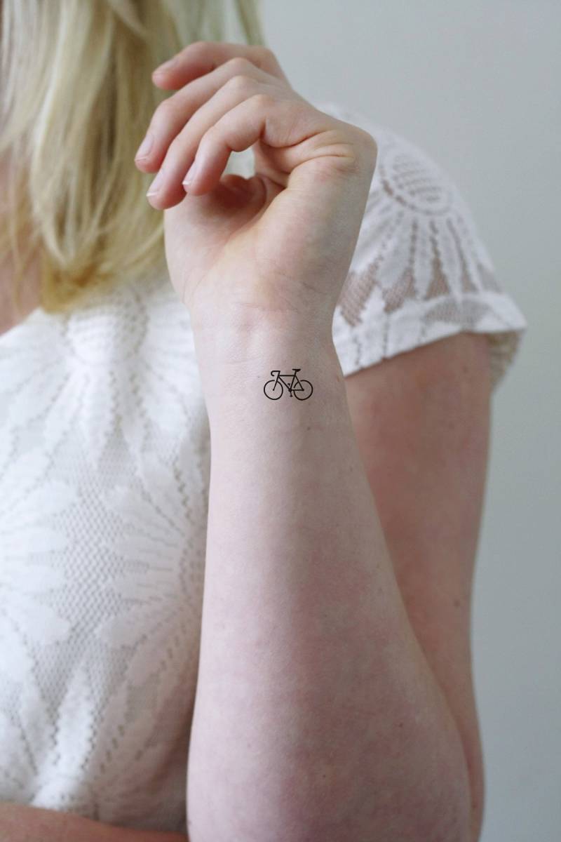 Kleines Temporäres Fahrrad-Tattoo | 2Er-Set | Fahrrad-Geschenkidee Fahrradschmuck Kleines Fahrrad Tattoo Geschenk von Tattoorary