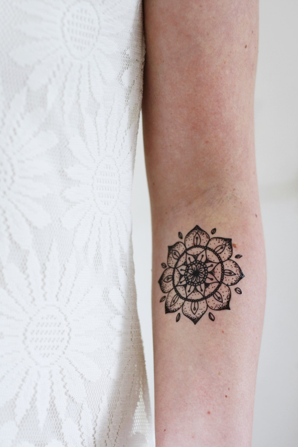 Mandala Temporäres Tattoo | Boho Mandala-Geschenk Gefälschtes Boho-Geschenkidee von Tattoorary