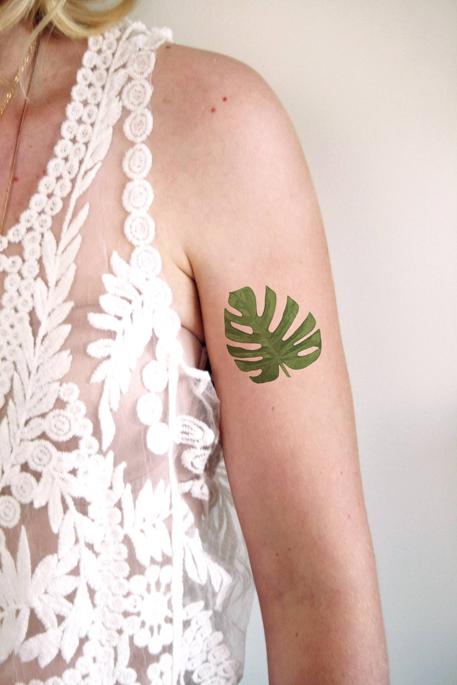 Monstera Deliciosa Blatt Temporäres Tattoo | Florales Grünes Geschenk von Tattoorary