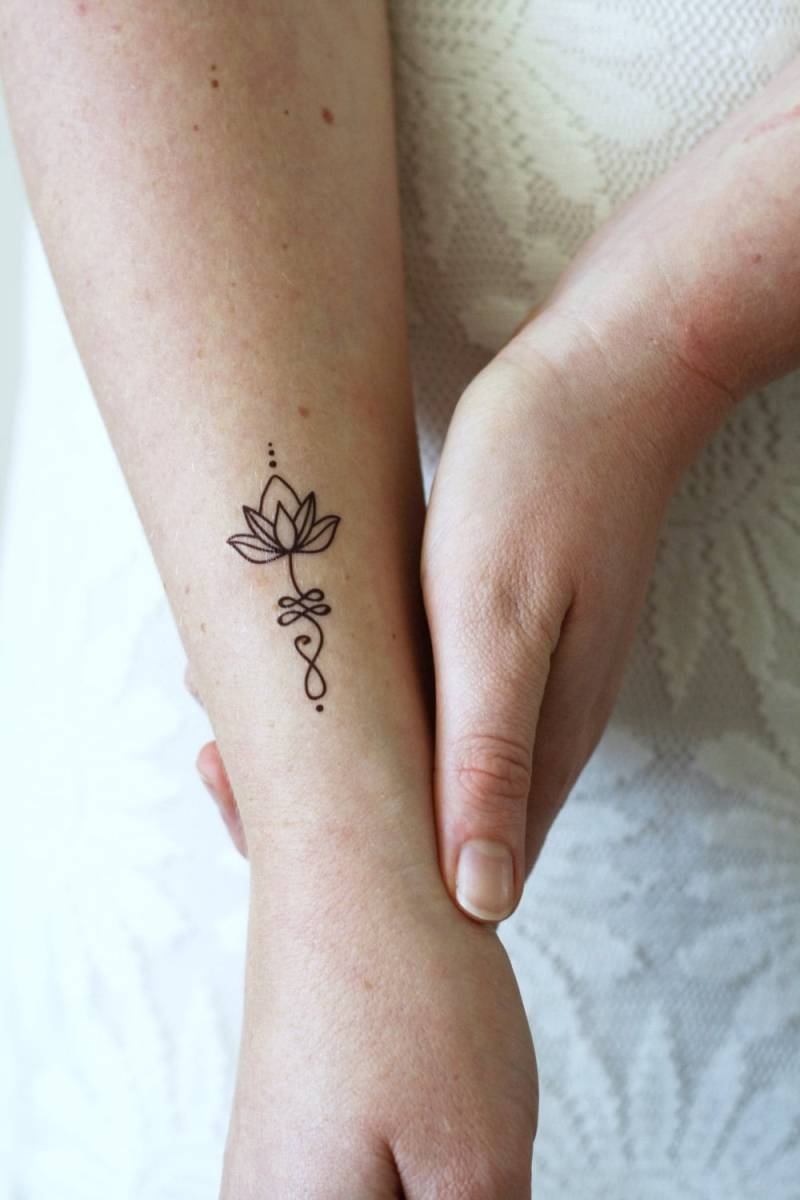 Unalome Lotus Temporäres Tattoo Set | Boho Unalome Fake Geschenkidee von Tattoorary