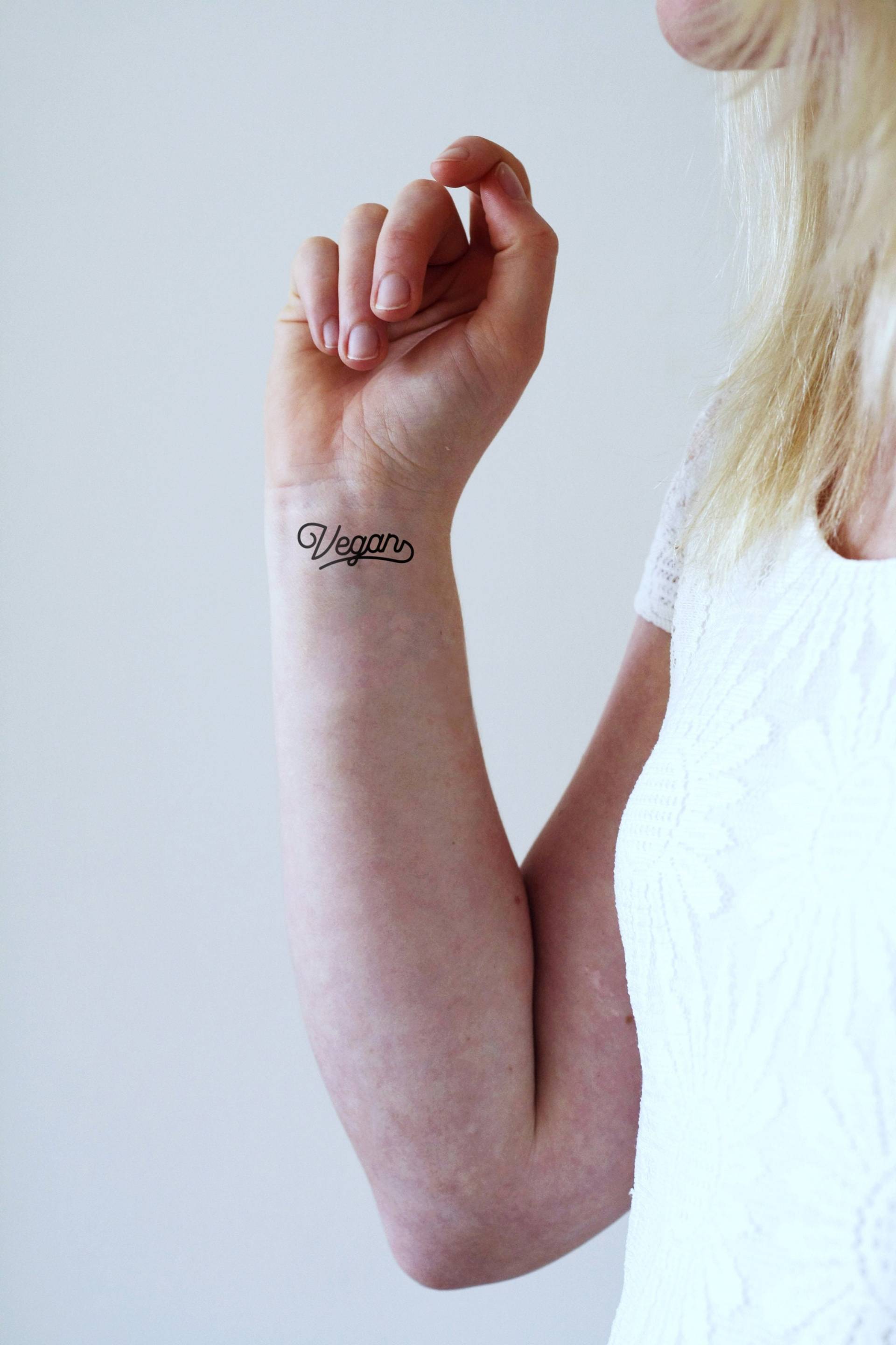 Veganes Temporäres Tattoo | Worttätowierung Kleines Zitat Veganes Geschenk von Tattoorary