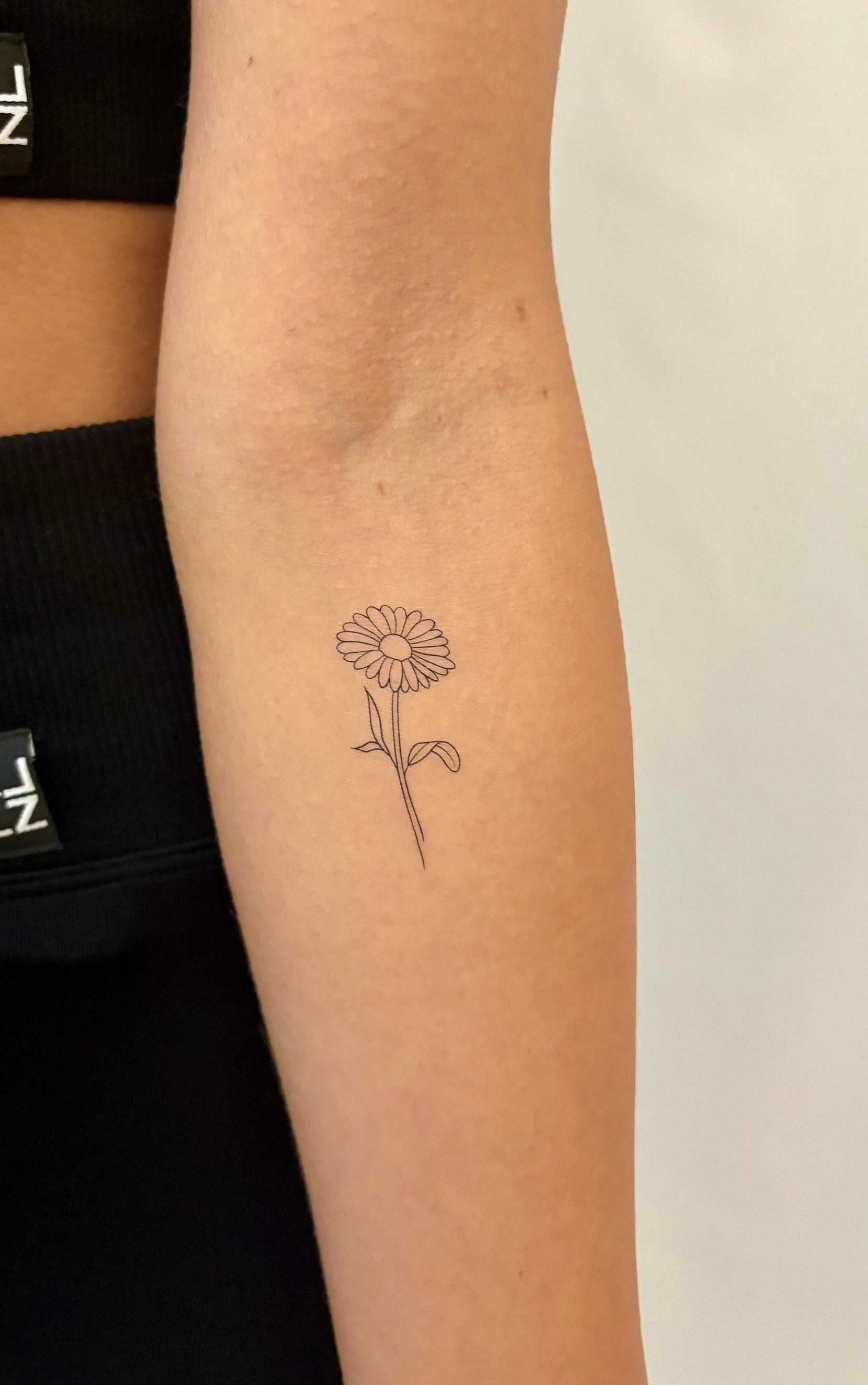 Gänseblümchen Temporäres Tattoo | 2Er Set/Fake Blume Schwarz Gänseblümchen Temporäres Tattoo | 2Er Set/Fake Blume Schwarz von TemporaryTattooInc