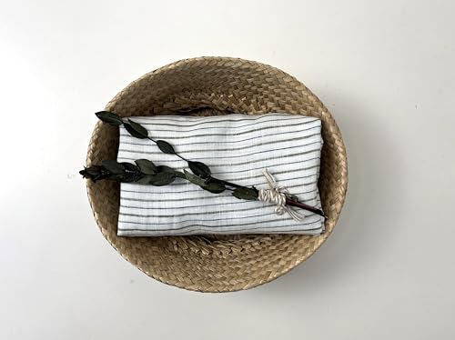 The Linen Lab 100 % Leinenstoff, leicht, vorgewaschen, horizontales Streifenmuster, vorgeschnitten, weich und atmungsaktiv, 132,1 cm breit, Grün und Blau 4774, 91 cm vorgeschnitten The Linen Lab 100 % Leinenstoff, leicht, vorgewaschen, horizontales Streifenmuster, vorgeschnitten, weich und atmungsaktiv, 132,1 cm breit, Grün und Blau 4774, 91 cm vorgeschnitten von The Linen Lab