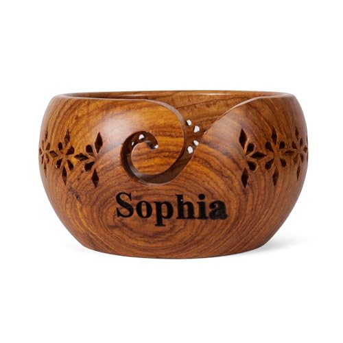 Personalisierte Garnschale aus Rosenholz – Strick- und Häkelhalter aus Holz für glatten Garnfluss, handgefertigte Aufbewahrung und Spender, personalisiertes Geschenk für Garnliebhaber und Bastler von The Maryam Crafts