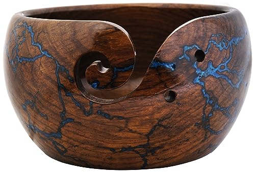Personalisierte Garnschale aus Rosenholz – Strick- und Häkelhalter aus Holz mit fraktaler Verbrennung und Harzkunst, handgefertigte Aufbewahrung und Spender für verwicklungsfreies Garn, einzigartiges von The Maryam Crafts