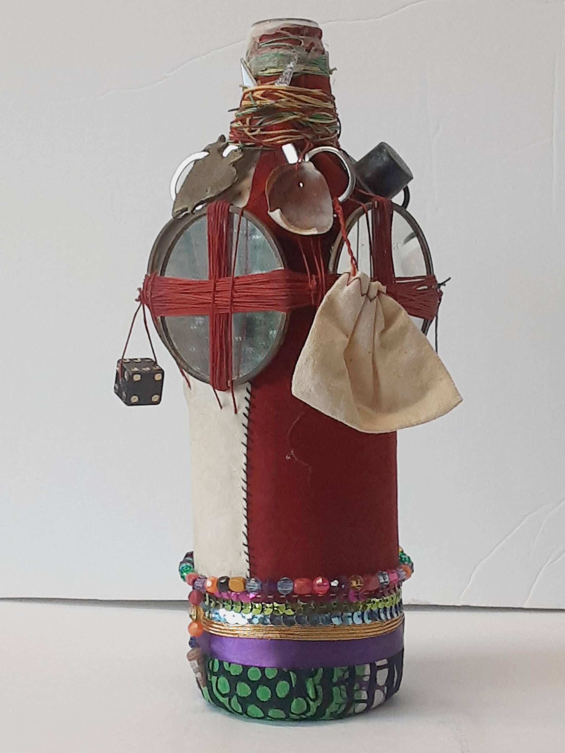 Seltener Vodun Magic Wealth Love Fetisch, 11", Sammler Seltener Vodun Magic Wealth Love Fetisch, 11", Sammler von TheBigBuddha