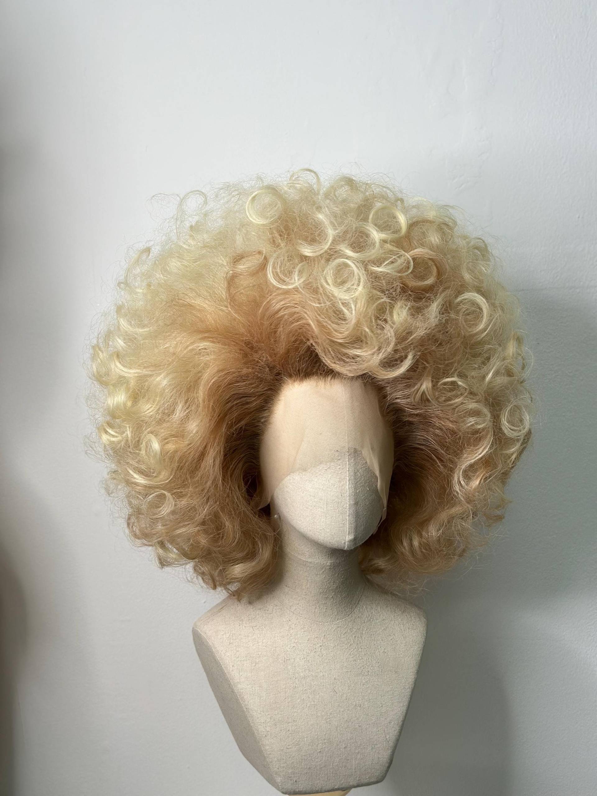 Big 80S Wig Dark Copper Big 80S Wig Dark Copper von TheGingHair