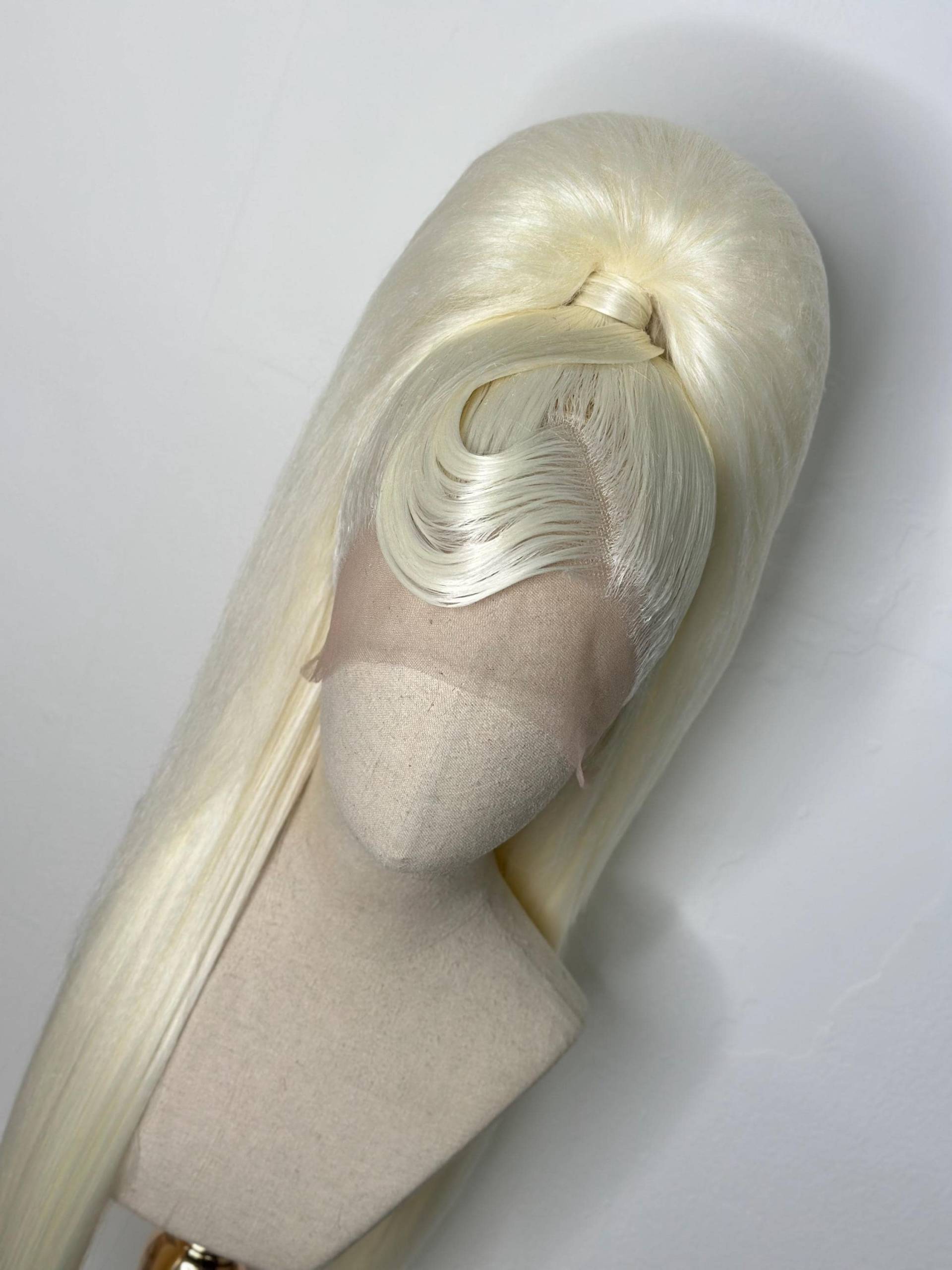Classy Sleek Half Up Ponytail Wig Classy Sleek Half Up Ponytail Wig von TheGingHair