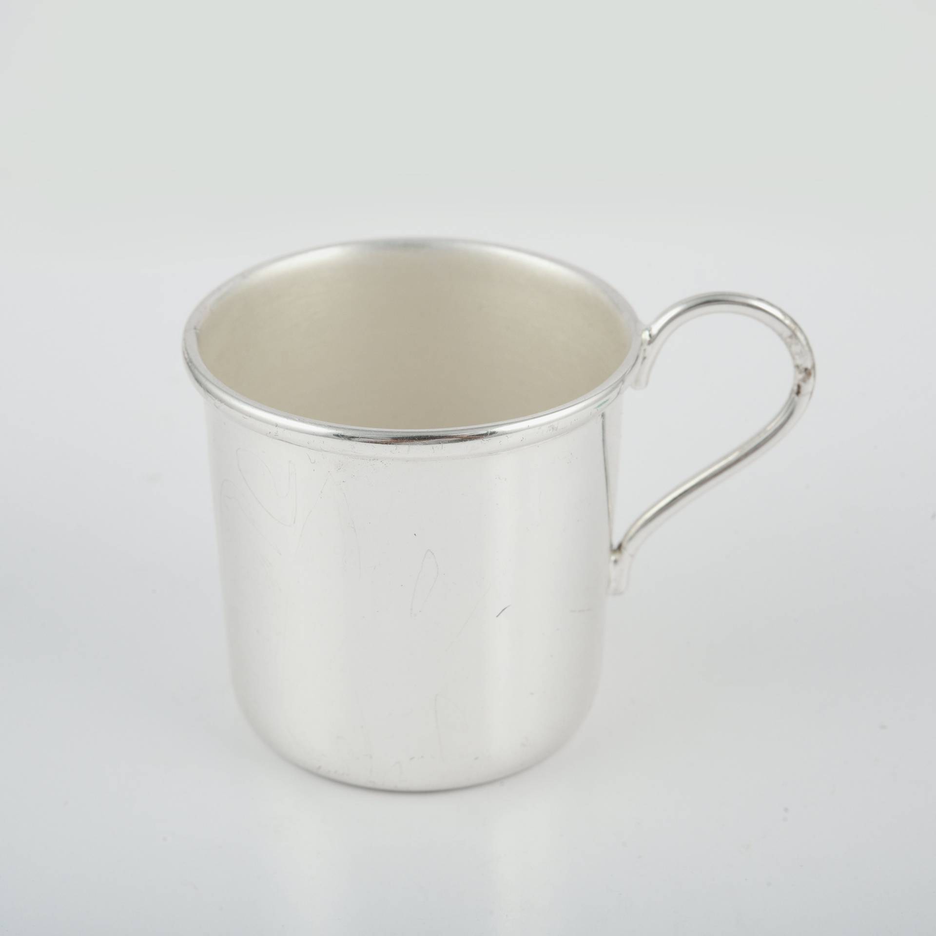 Personalisierte Silber Baby Tasse, Milchtasse Für Baby, Monogramm Tasse, Geschenk, Babypartygeschenk, Argentium Runde Lünette Tasse, Kunst Geschenk Personalisierte Silber Baby Tasse, Milchtasse Für Baby, Monogramm Tasse, Geschenk, Babypartygeschenk, Argentium Runde Lünette Tasse, Kunst Geschenk von TheJewelMint