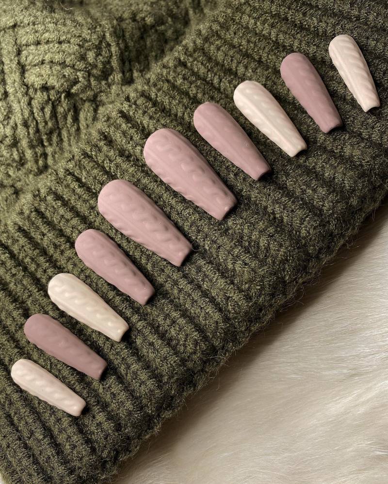 Nagel-Set, Gellack, Weihnachten, Braun Und Beige, Strickpullover Detailing, Matt von TheNailArtStudio