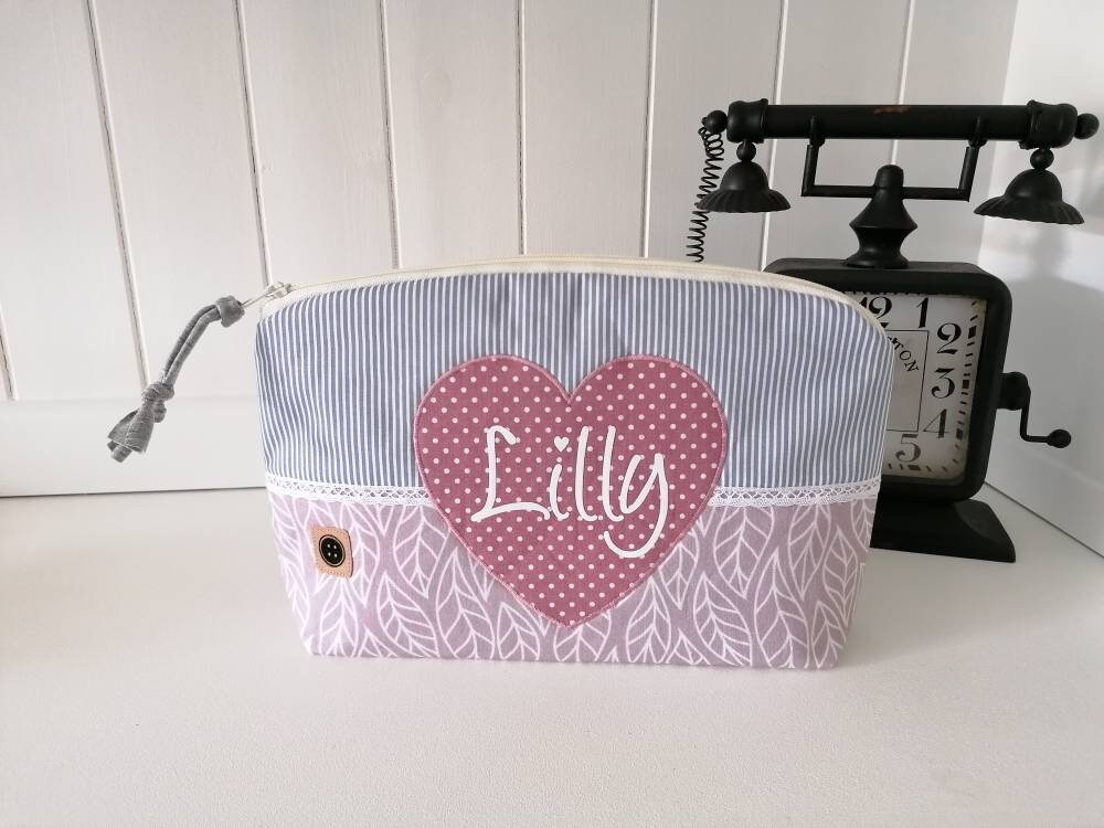 Windeltasche Pastell Mit Name, Altrosa /Grau, Taufgeschenk Personalisiert/ Geschenk Zur Geburt, Krone Windeltasche Pastell Mit Name, Altrosa /Grau, Taufgeschenk Personalisiert/ Geschenk Zur Geburt, Krone von TinasKnoepfchen